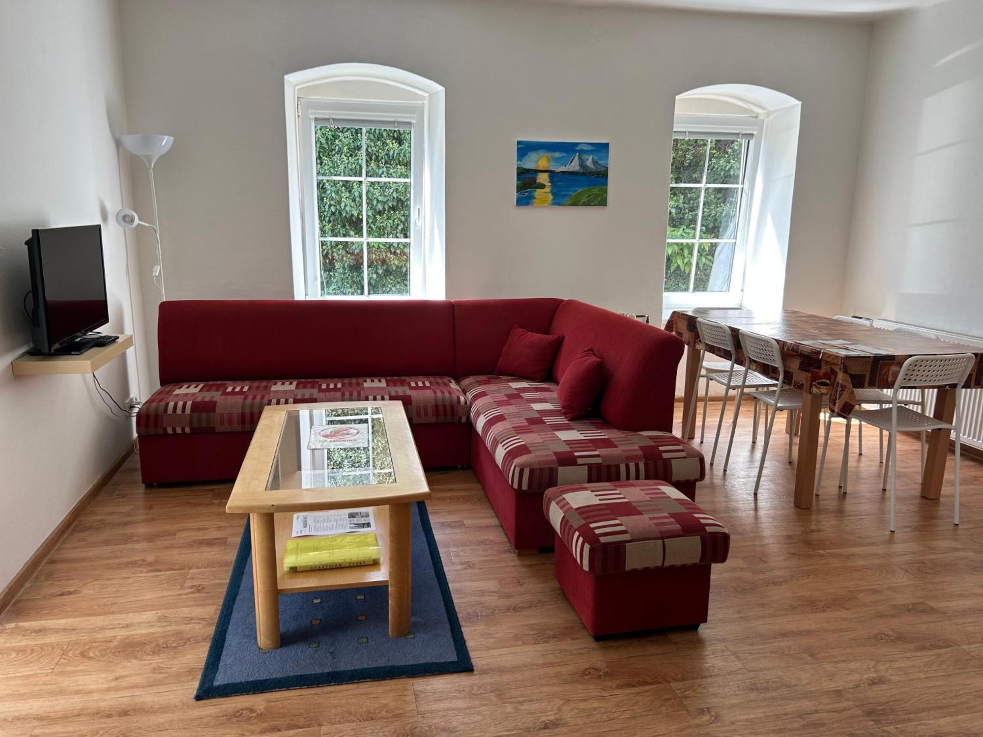 Apartman V Zahradni Прахатице Екстериор снимка
