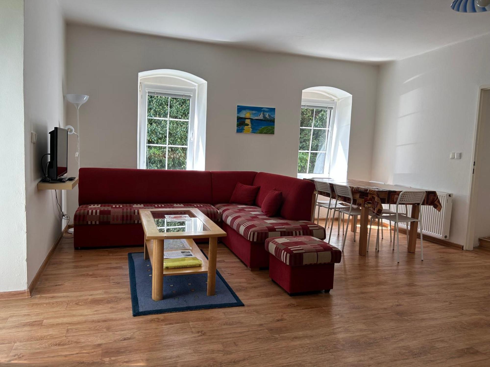 Apartman V Zahradni Прахатице Екстериор снимка